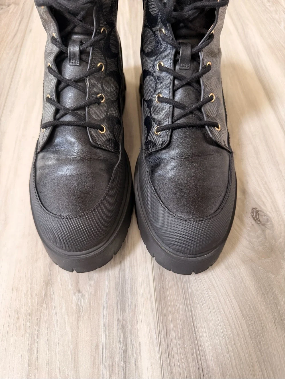 Coach CM590 Signature Combat Boots Women’s 10B Black Leather Canvas Lug Sole